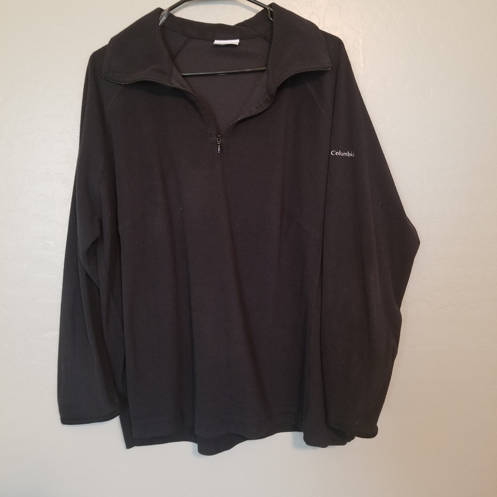 Columbia Pullover Black